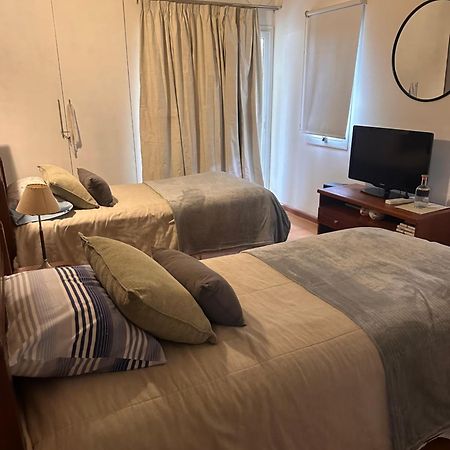 Casa 6 A Malibu 3Km Del Aeropuerto Podes Dejar Tu Auto 维拉阿连德 外观 照片