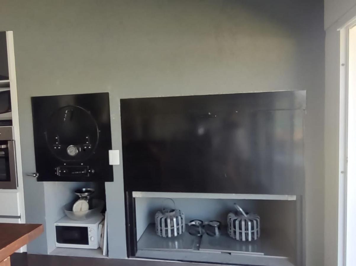 Casa 6 A Malibu 3Km Del Aeropuerto Podes Dejar Tu Auto 维拉阿连德 外观 照片