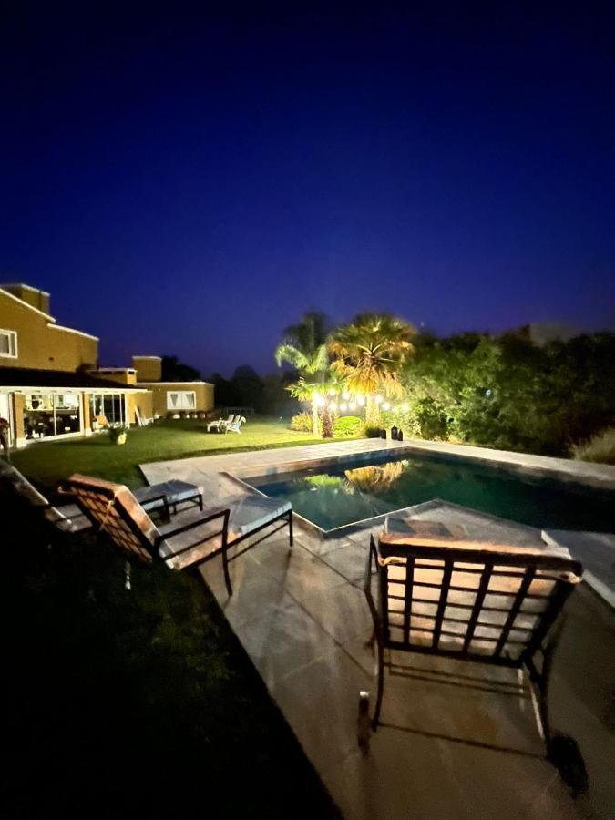 Casa 6 A Malibu 3Km Del Aeropuerto Podes Dejar Tu Auto 维拉阿连德 外观 照片